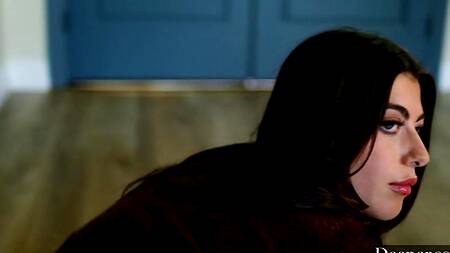 Похотливая студентка готова на всё ради большого члена препода