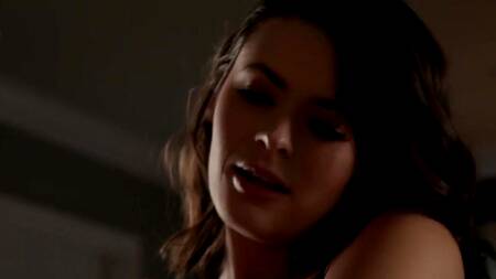 Муж пробует себя в роли доминанта и грубо трахает жену