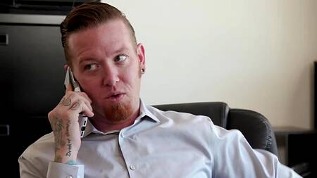 Куколду нравится смотреть на секс худой жены с другим