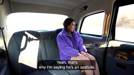 Таксист соглашается поиметь симпатичную Lena Coxx