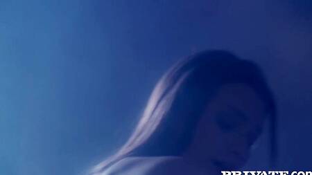 Чувственный секс с балериной за кулисами театра