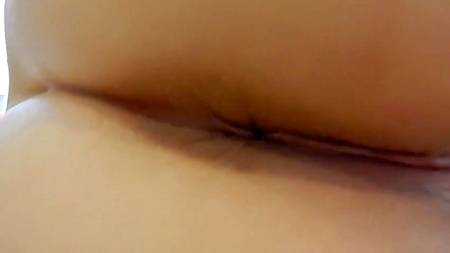 Толстая блонда позволяет мужику отыметь ее большую жопу