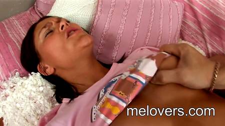 Жеребец страстно сношает молодое тело привлекательной кобылки