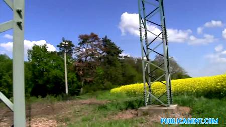 Порно агент трахнул за деньги рыжеволосую девушку