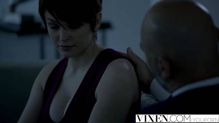 Нежный секс с рыжеволосой девушкой