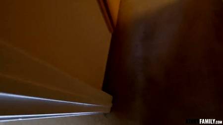 Красивое домашнее порно с горячей девахой