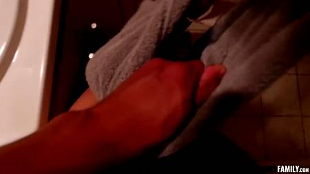 Красивое домашнее порно с горячей девахой