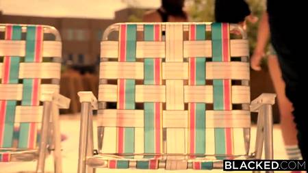 Жаркая оргия с сексуальными развратницами