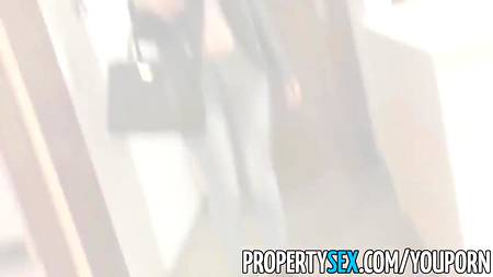 Оттраханная краля попросила кончить ей в рот