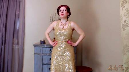 Огненная леди подставила пизду раком для проникновения большого члена