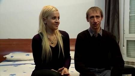 Порно агент оприходовал на кастинге сучку на глазах ее хахаля