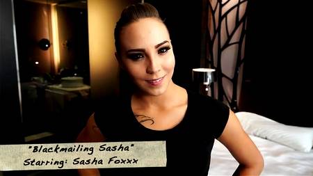 Парень кончил в рабочий ротик сексапильной подруге