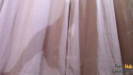 Больно трахнул в жопу худощавую девчонку