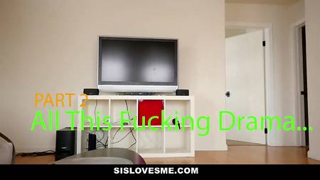 Испытал оргазм на большие титьки подруги