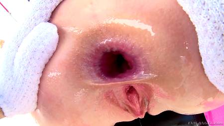 Тугие Анальные Шлюхи 2 / Tight Anal Sluts 2