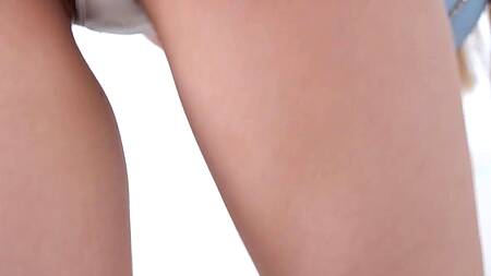 Смотри как я ласкают свою киску. Нравится?