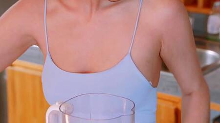 Утренняя пробежка и секс с чернокожим приятелем