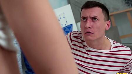 Студентка сдержала обещание и пришла к другу на секс