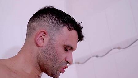 Романический вечер и чувственный секс с рыжей милфой