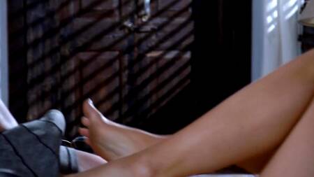 Мачеха не смогла сдержаться и отдалась пасынку в киску