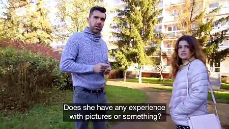 Рыжая девушка ебется за деньги, а её парень становится куколдом