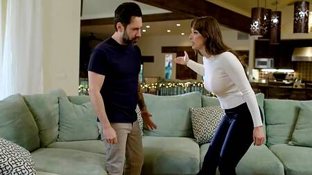 Мужик после развода трахает Melissa Stratton без зазрений совести