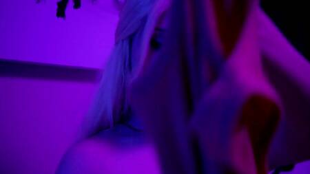 Пилот после рейса ебет шлюху в гостинице