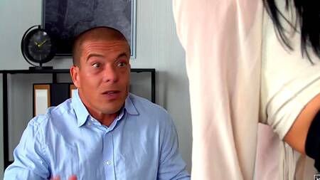 Студент не может написать контрольную, зато может поиметь училку