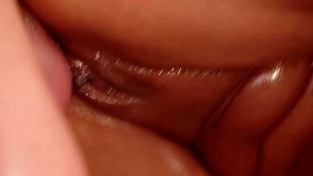 Мужику нужен не массаж, а анал с массажисткой