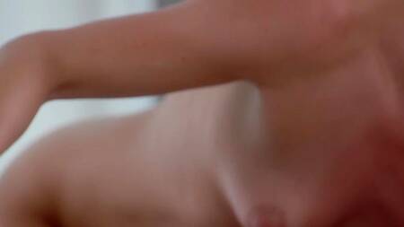 Черные члены в двух дырках - то что заставляет Summer Jones кончить