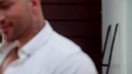 Заработавшейся Jade Kush помогает расслабиться страстный секс