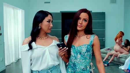 Красотка Vanna Bardot имеет потребность в жестком анале