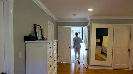 Зрелые подруги встречаются с молодыми и ебутся в групповухе