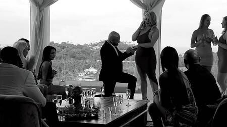 Miss Jackson отбила черного парня у подруги и трахнулась с ним