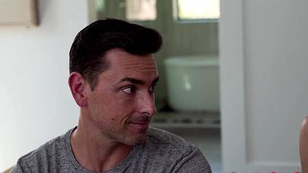 Отчим хочет трахнуть падчерицу, а пасынок мачеху