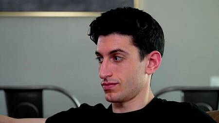 Белокурая мачеха ебется с пасынком и его девушкой