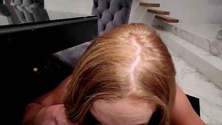 Сводная сестра закупилась анальными игрушками и отдалась брату