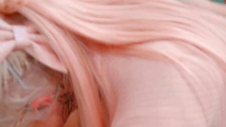 Ботаник застает татуированных милф за анальными играми и выебал их