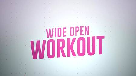 Тренер разрывает лосины Alexis Fawx и лижет её пизду