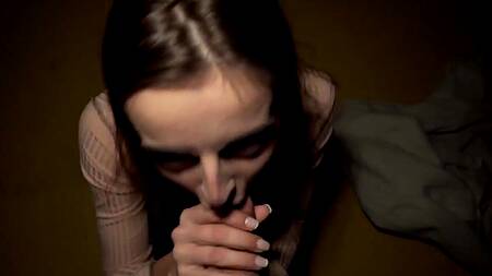 Веселая Alba Lala соглашается на секс за деньги