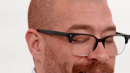 Застал коллег за лесбийской еблей на работе и трахнул их двух