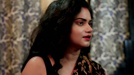 Индийская девушка давно не трахалась и поэтому отдается мужику