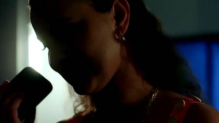 Привел к себе сочную милфк и трахнул её большим черным членом