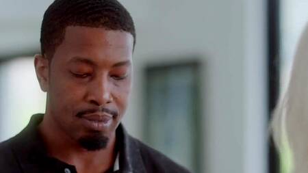 Сегодня второе свидание, пора трахаться с негром