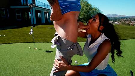 Нанятый инструктор трахнул чужую жену в сочную попку