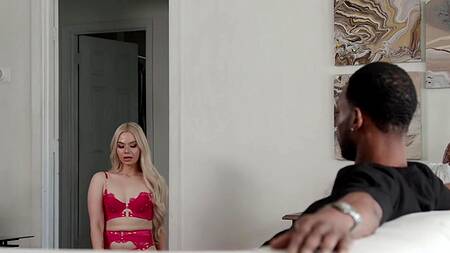 Муж не должен узнать, что жена ебется с его черным другом