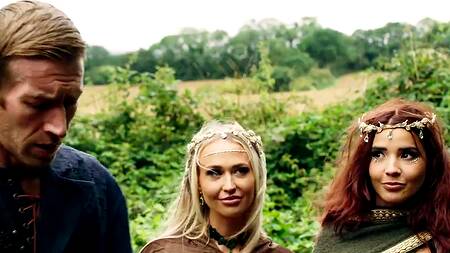 Красотка Валентина Наппи в порно пародии с анальным сексом