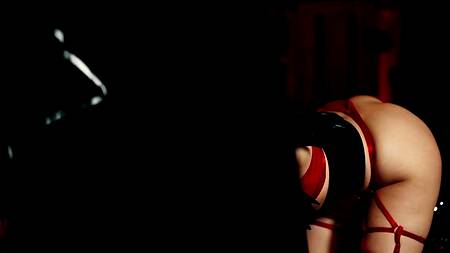 Красотка Валентина Наппи в порно пародии с анальным сексом