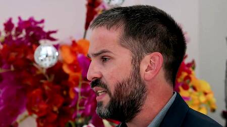 Муж работает, а красивая жена страстно ебется с любовником