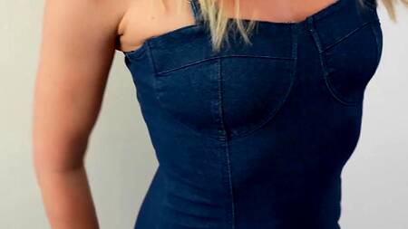 Красотка предлагает трахнуться, а уже потом пообедать